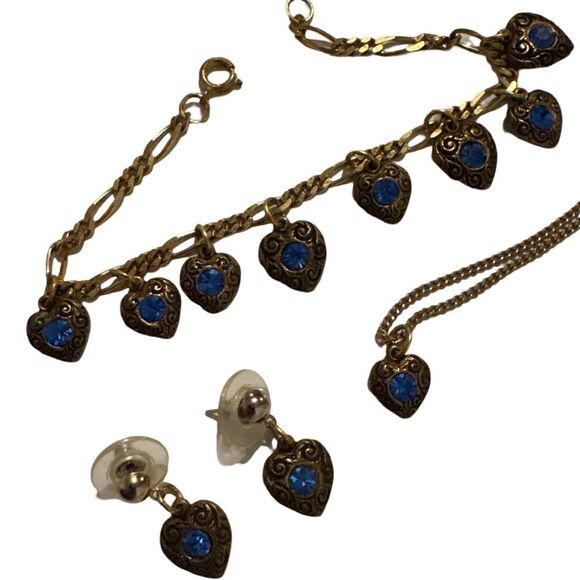 Blue Dangled Hearts Jewelry Set Bracelet, Earrings & Pendent - Picture 4 of 6